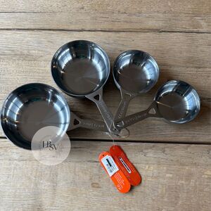 Le Creuset  Stainless Steel Batch Baking Measuring Cups Set of 4 NEW